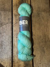 Load image into Gallery viewer, Merino Twist