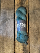 Load image into Gallery viewer, Shaniko Worsted