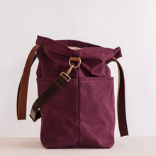 Load image into Gallery viewer, Waxed Canvas Cross Body